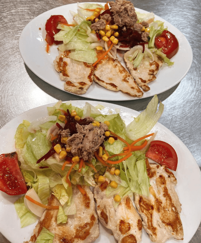 filetes con ensalada